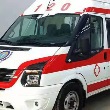 霍城非急救护送病人转院租赁救护车的优缺点对比